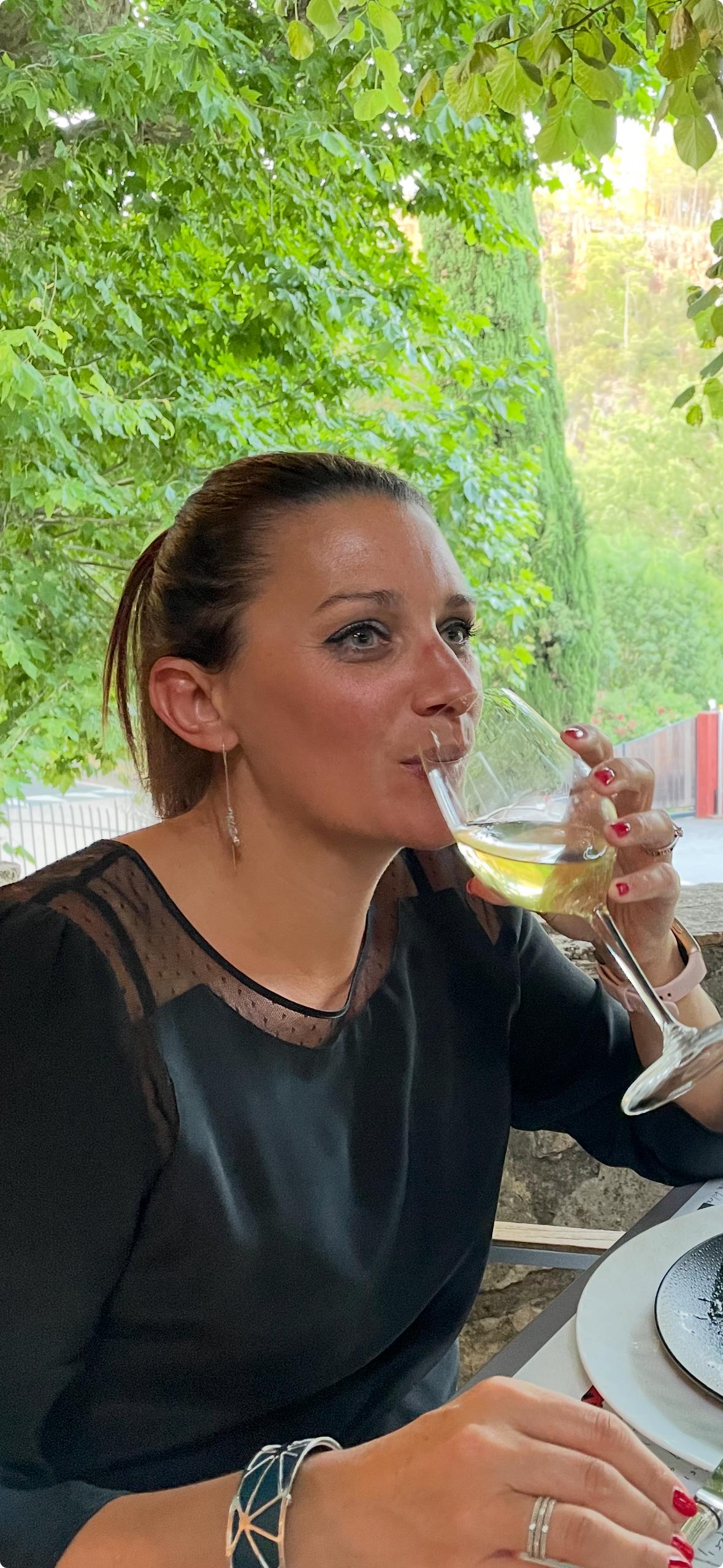 Dégustation d'un vin blanc
